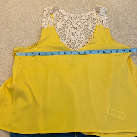 Forever 21 Flowy Tank Top - Picture 4 of 6